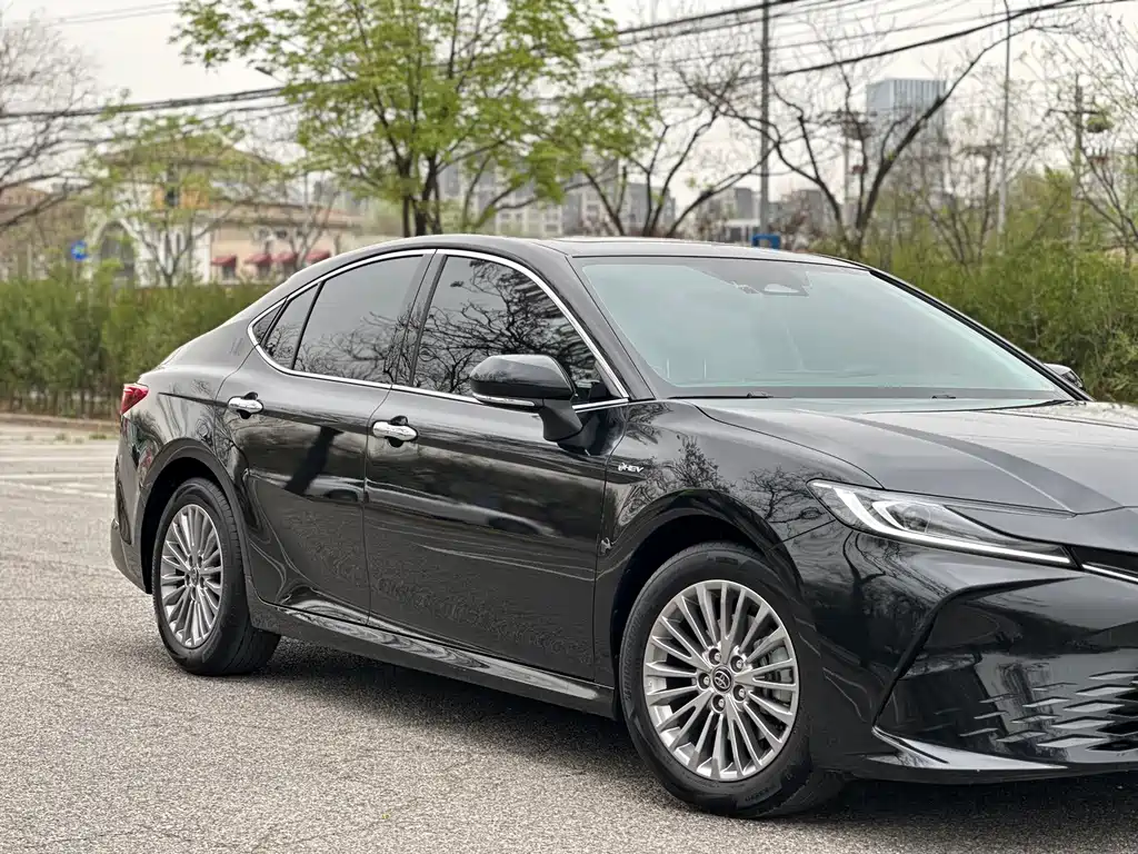 Camry Dual Engine 2.0 HGVP Luxury