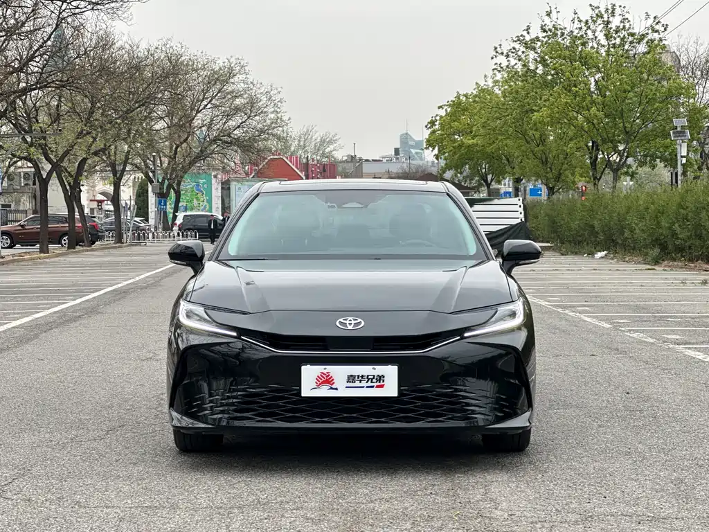 Camry Dual Engine 2.0 HGVP Luxury