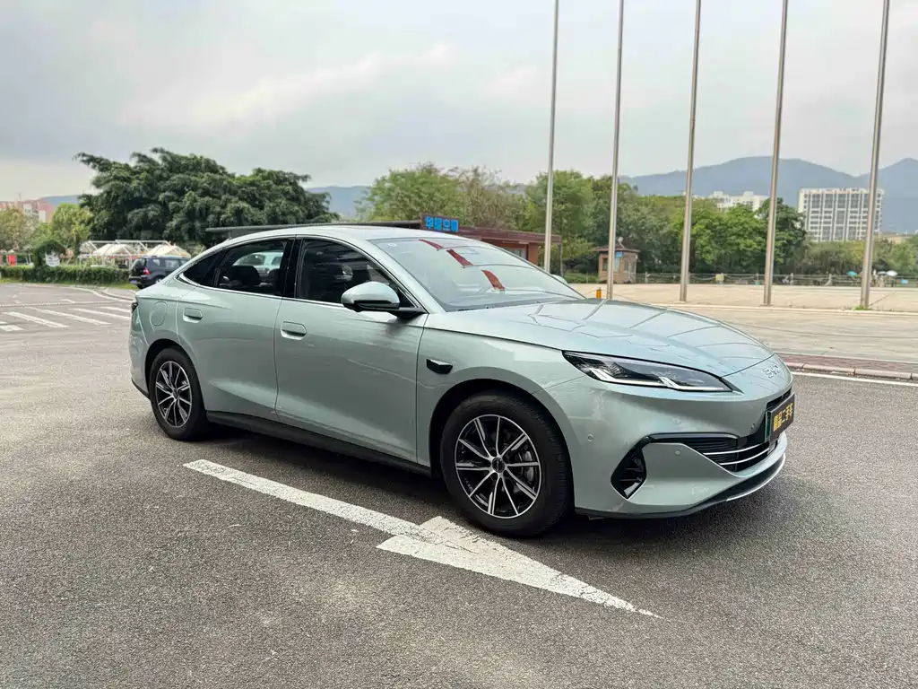 Seal 06 DM-i Smart Drive 120 KM Premium