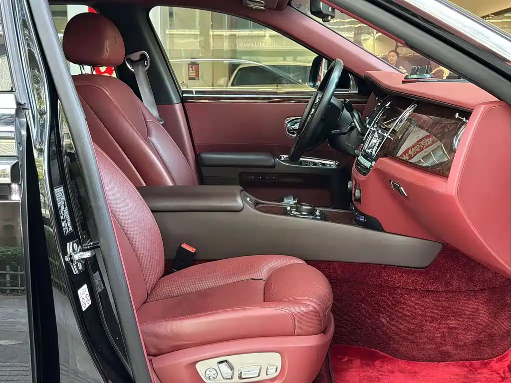 Ghost 6.6 T LWB Range