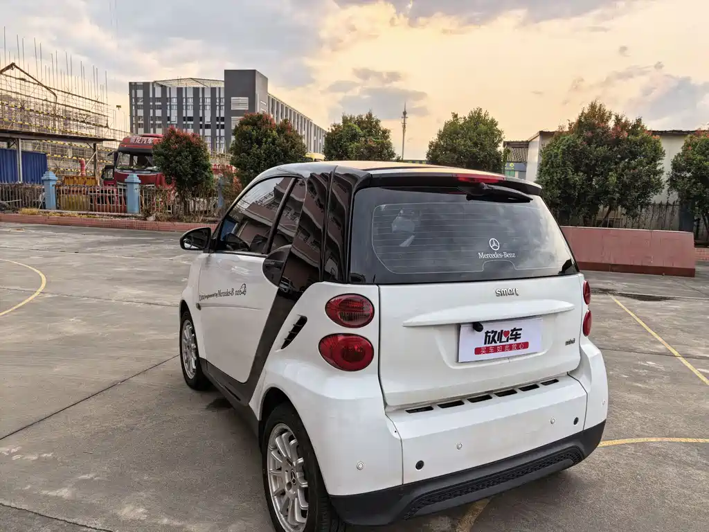smart fortwo 1.0 MHD Hardtop Standard
