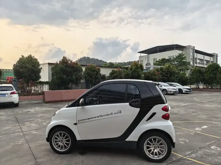 smart fortwo 1.0 MHD Hardtop Standard