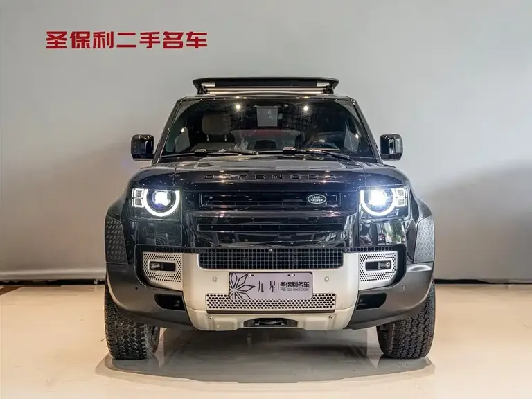 Land Rover Defender 110 3.0 T P400 Dark Special Edition