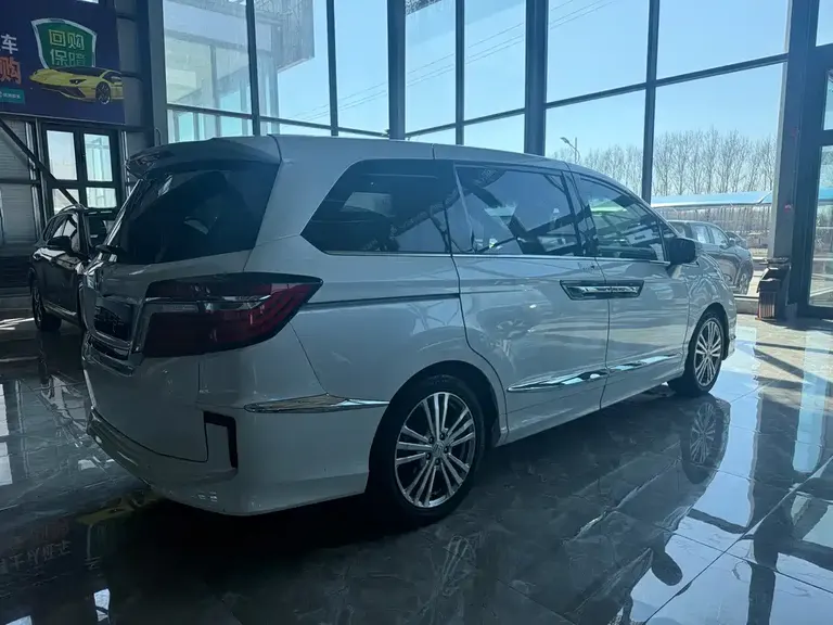 Honda Elysion 2.4 L Supreme