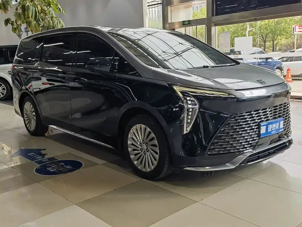 Century 2.0 T 4-seat Private