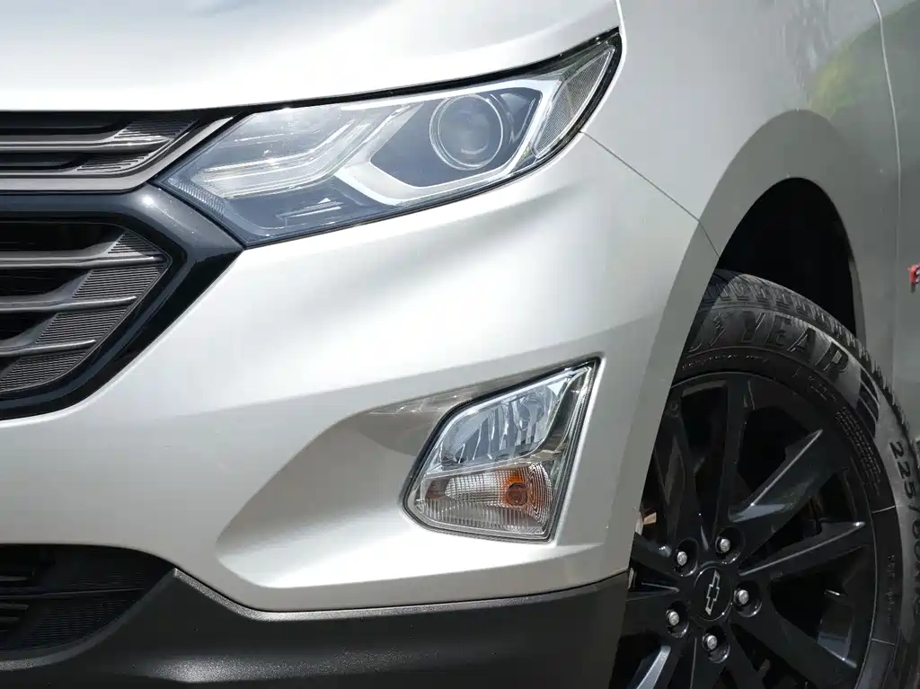 Equinox 探界者 2019款 Redline 550 T 自动四驱拓界版RS 国VI