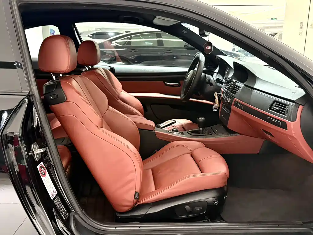 BMW M3 M3 2-door Carbon Fiber Roof