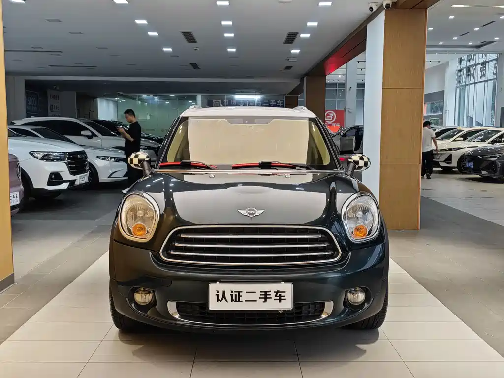 MINI COUNTRYMAN 1.6 L COOPER Fun