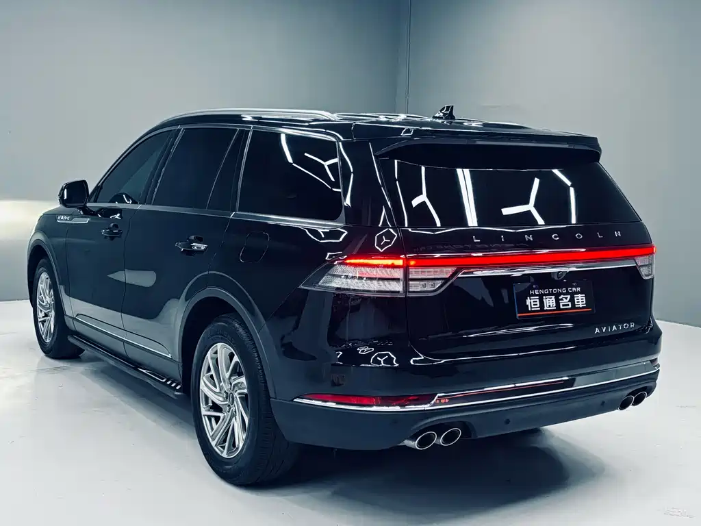 Aviator 3.0 T V6 4 WD Premium