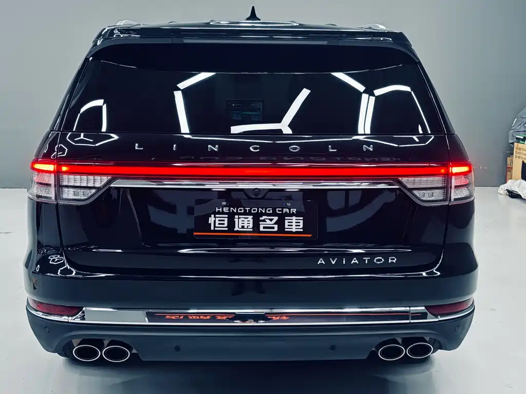 Aviator 3.0 T V6 4 WD Premium