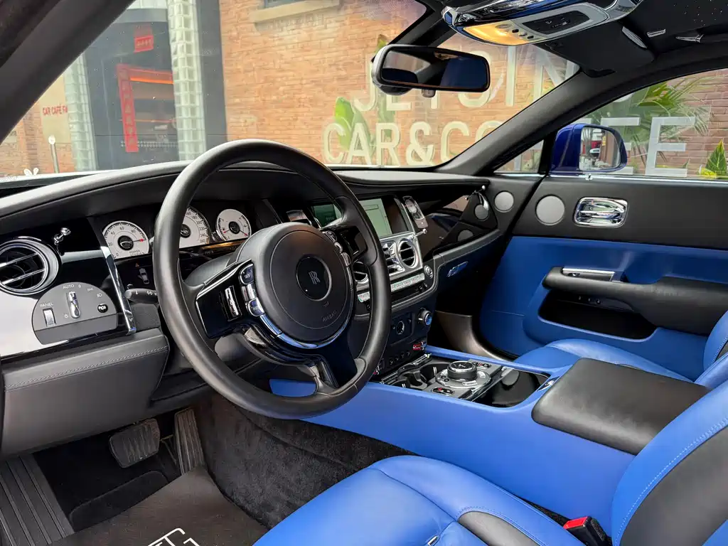 Wraith 6.6 T Black Badge Edition