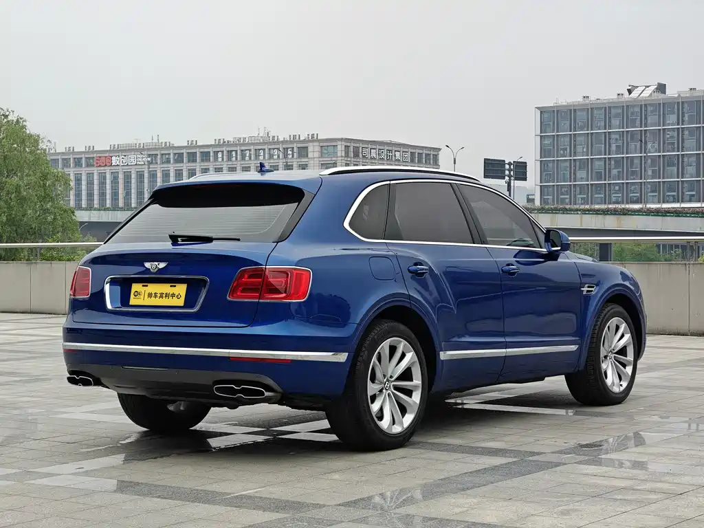 Bentayga 4.0 T V8