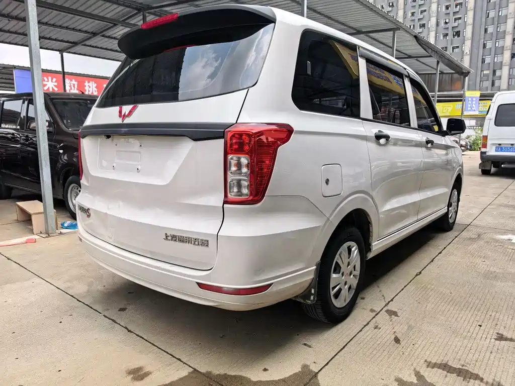 Wuling Hongguang Facelift 1.5 L S Basic Hydraulic Assist LAR