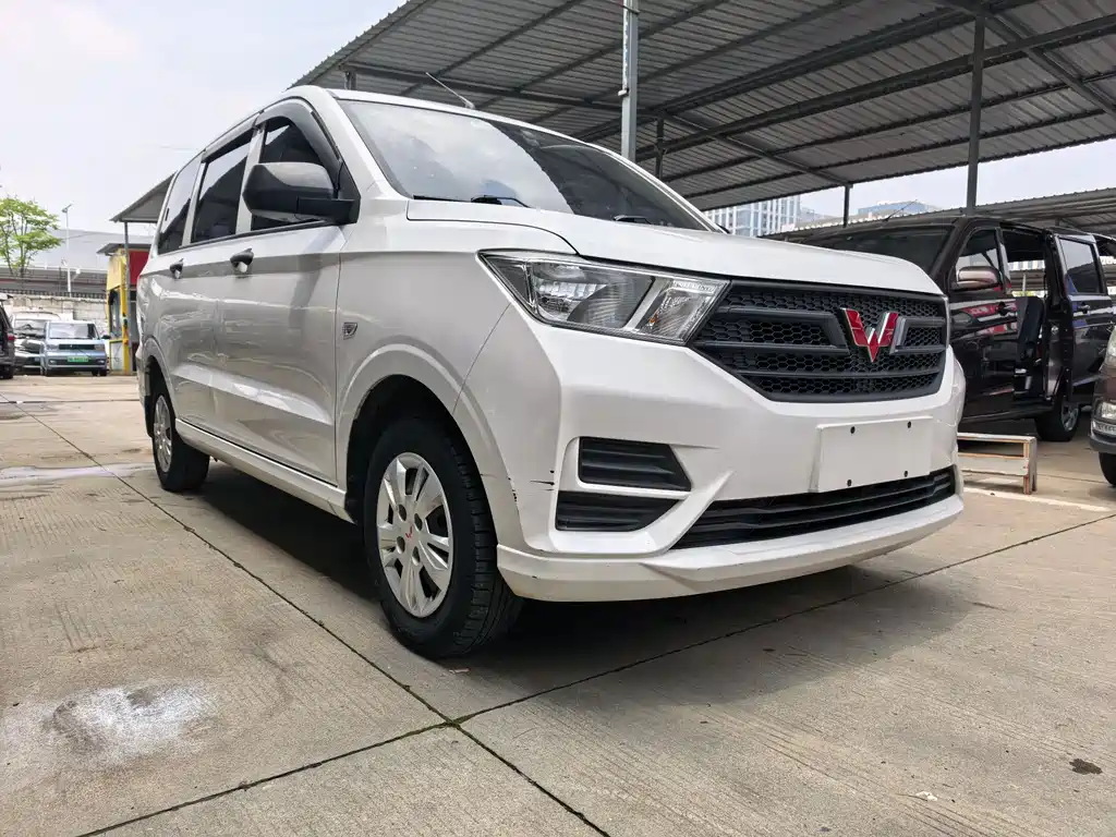 Wuling Hongguang Facelift 1.5 L S Basic Hydraulic Assist LAR