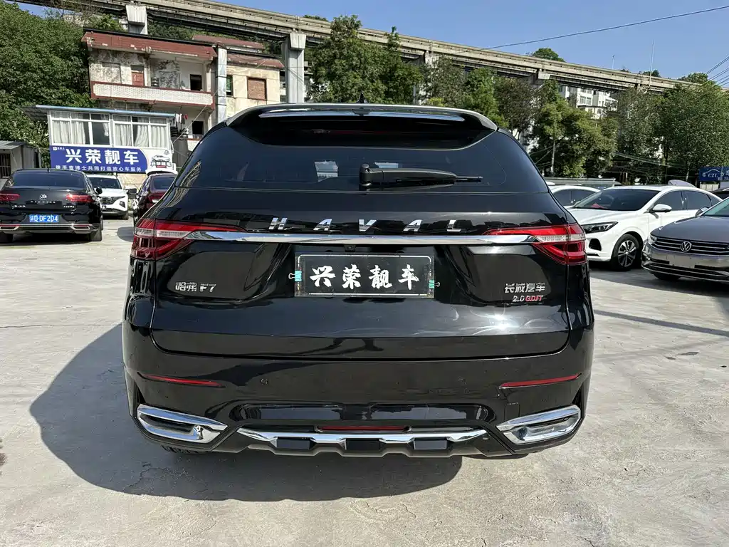 Haval F7 2.0 T 2 WD i