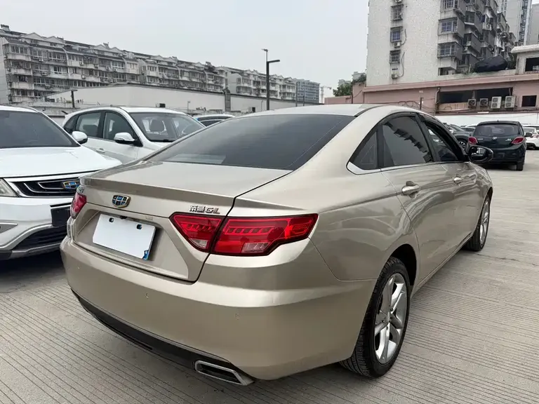Geely Emgrand GL 1.3 T DCT Distinguished