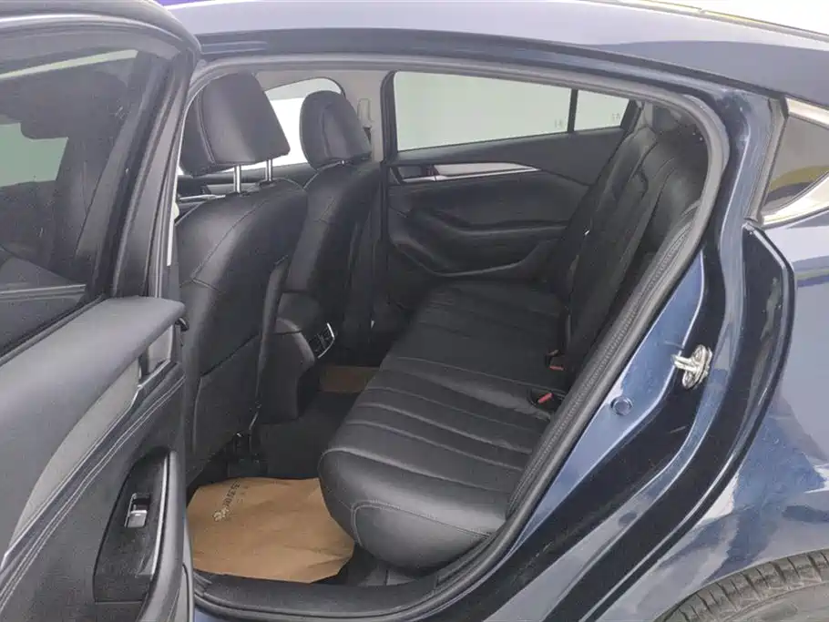 Atenza 2.5 L Blue Sky Sport