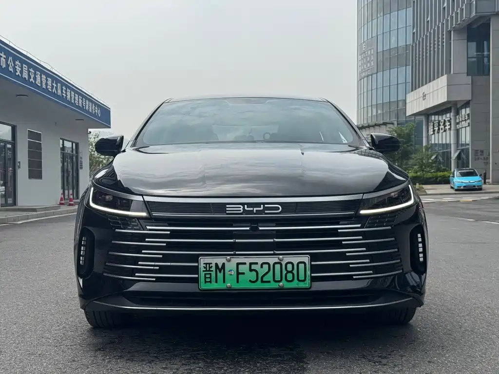 Destroyer 05 Champion DM-i 55 KM Luxury