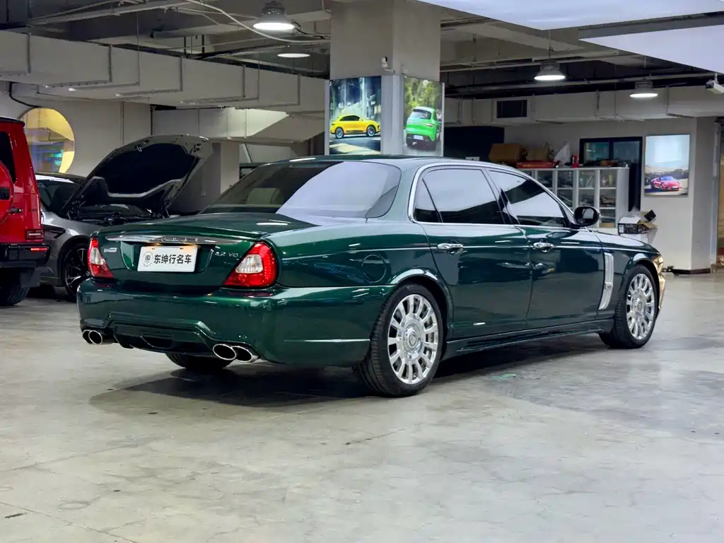 Jaguar XJ XJ8 L 4.2 Royal Extended