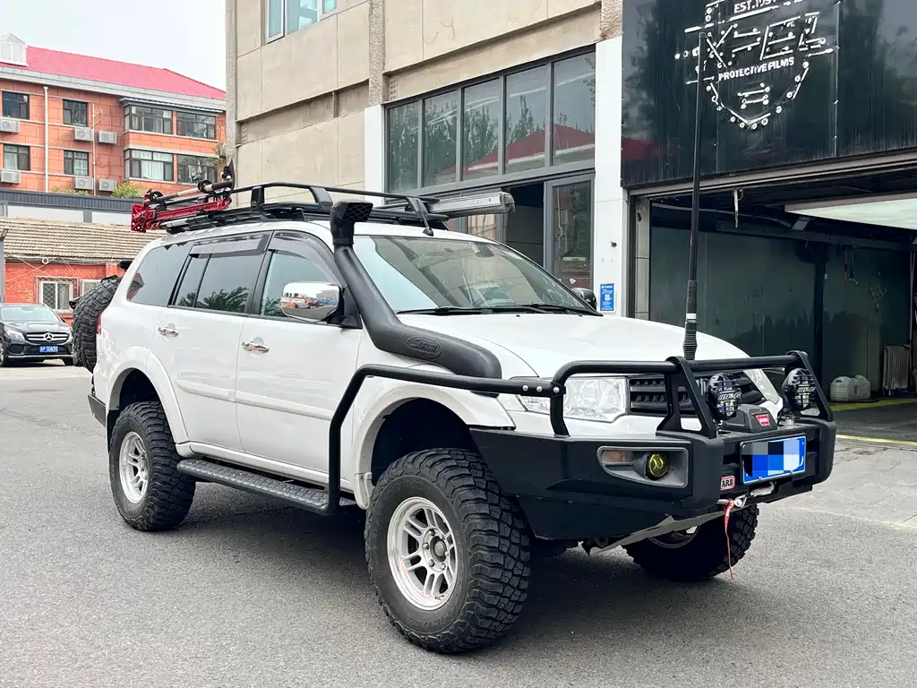 Pajero Sport 3.0 L Auto 4 WD Executive