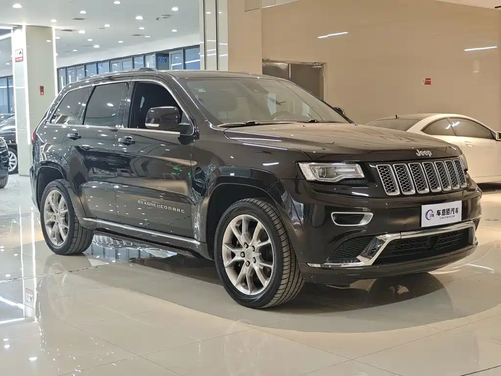 Grand Cherokee (Import) 大切诺基进口 2015款 3.0 L 旗舰尊耀版