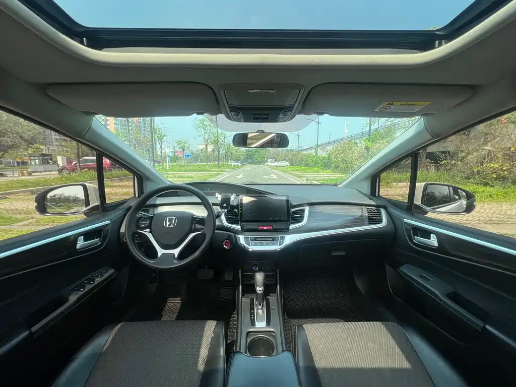 Jade 1.8 L Auto Comfort