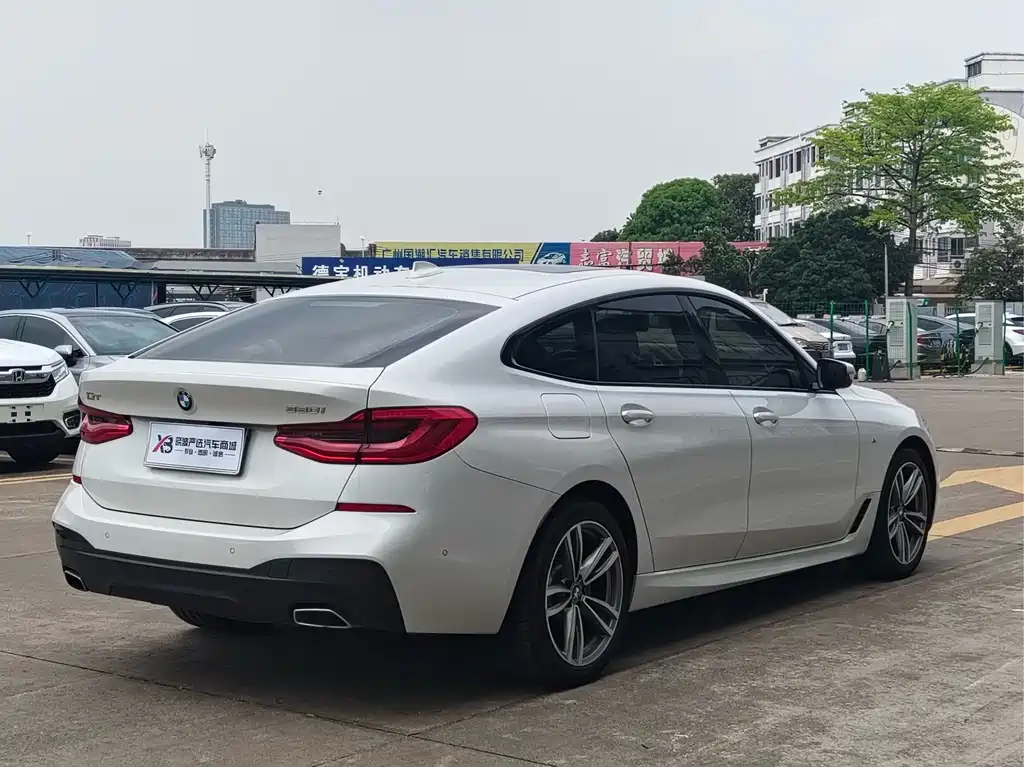 BMW 6 Series GT 630 i M Sport Package