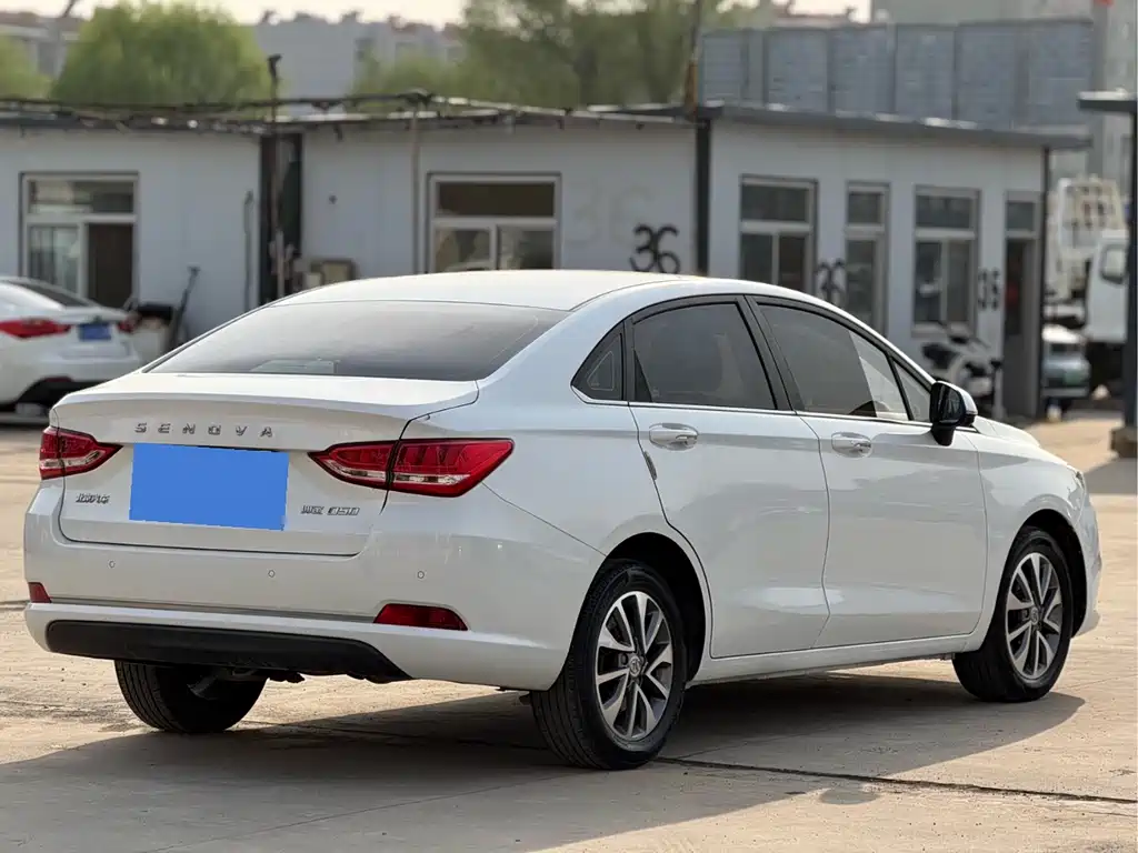 Senova D50 绅宝D50 2018款 1.5 L CVT尊贵智驾版
