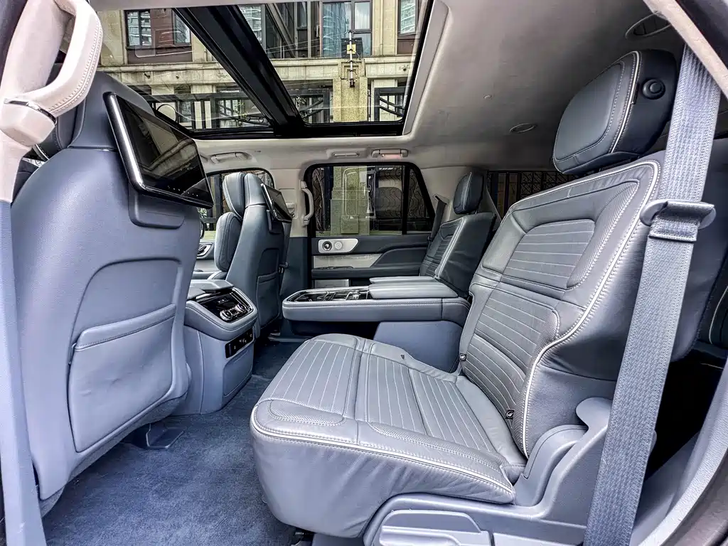 Navigator 3.5 T President Series