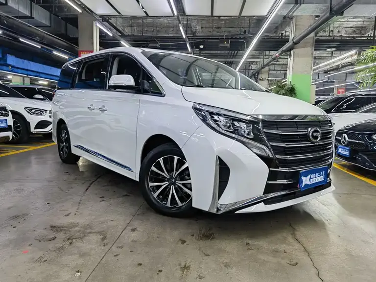 GAC Trumpchi M8 Leading Show Series 390 T Luxury
