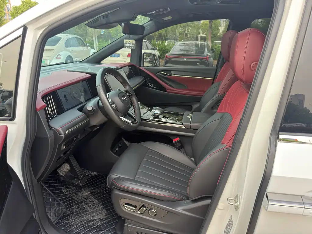 GAC Trumpchi M8 Grandmaster Series 400 T Flagship