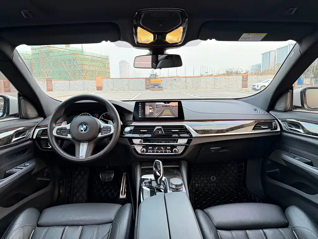 BMW 6 Series GT 630 i M Sport Package