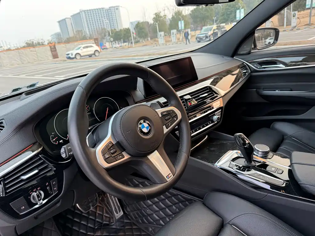 BMW 6 Series GT 630 i M Sport Package