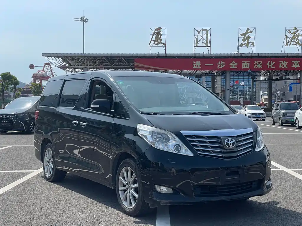 Alphard 3.5 L Luxury