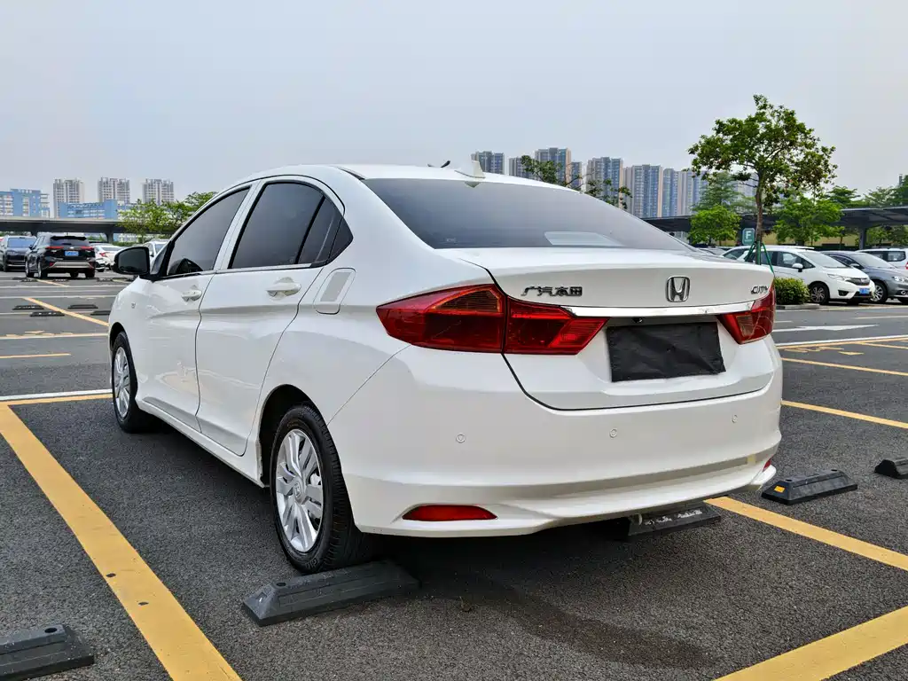 City 1.5 L CVT Comfort