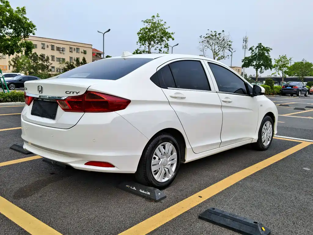 City 1.5 L CVT Comfort