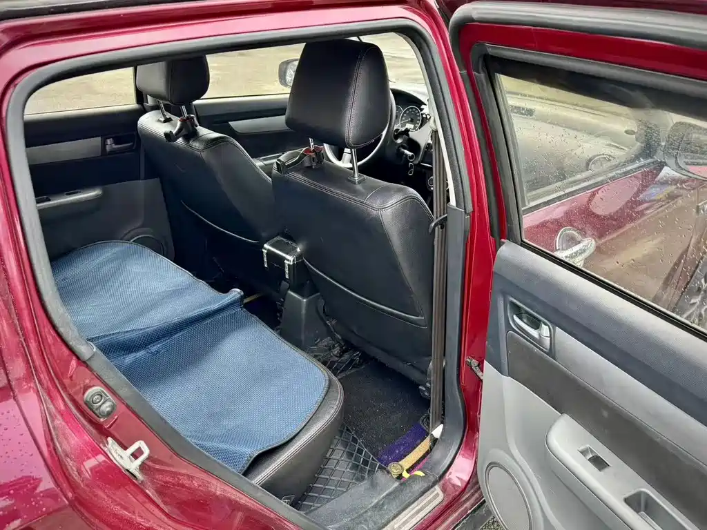 Swift 1.5 L Auto Fashion