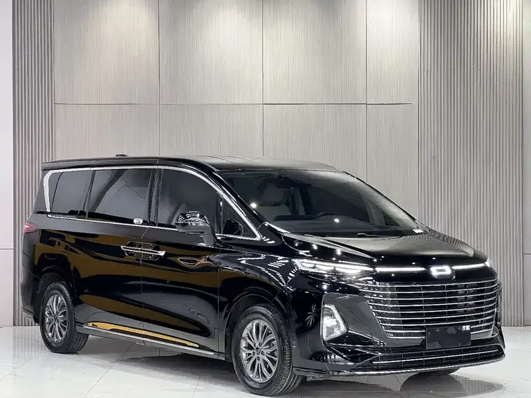 Besturn M9 2.0 T Premium 70 Anniversary