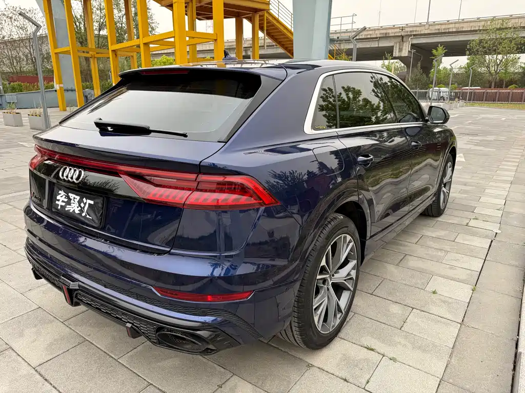 Audi Q8 奥迪Q8 2019款 55 TFSI 尊享动感型