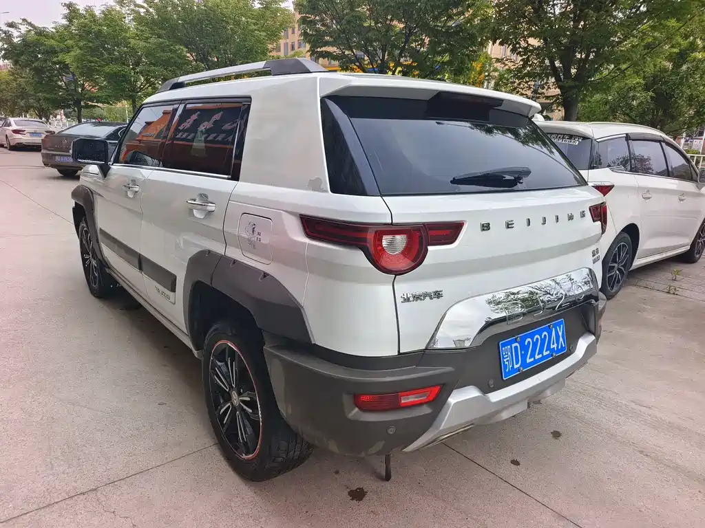 Beijing Offroad BJ20 1.5 T CVT Luxury