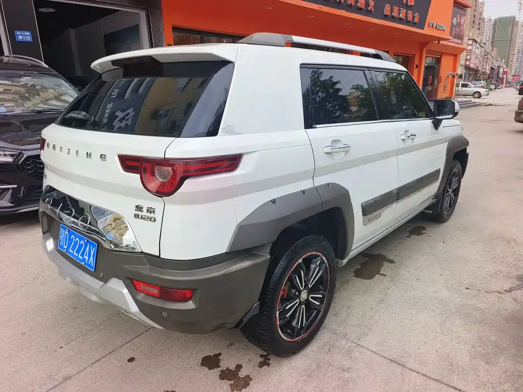 Beijing Offroad BJ20 1.5 T CVT Luxury