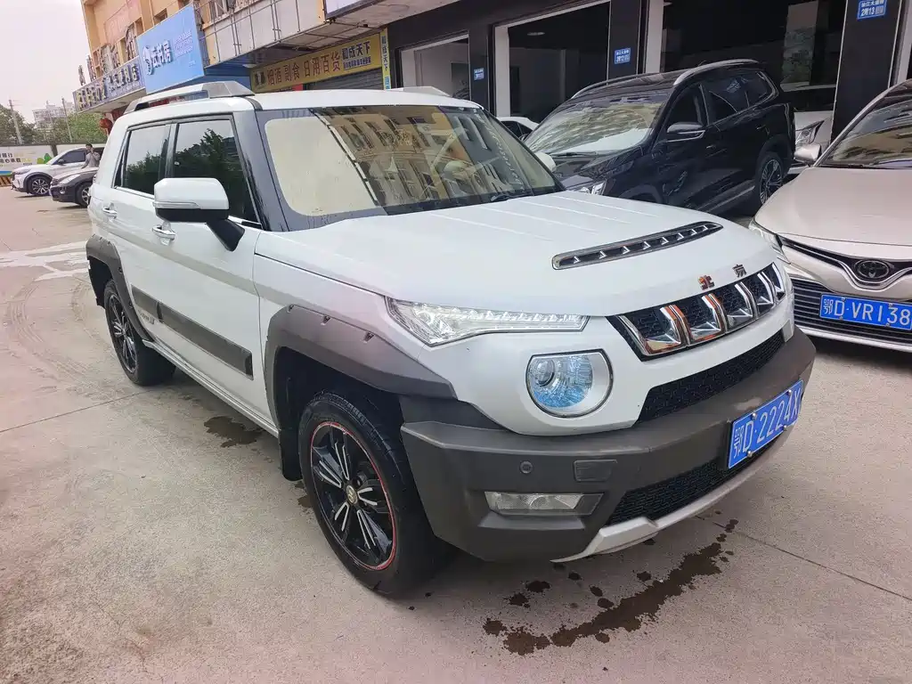 Beijing Offroad BJ20 1.5 T CVT Luxury