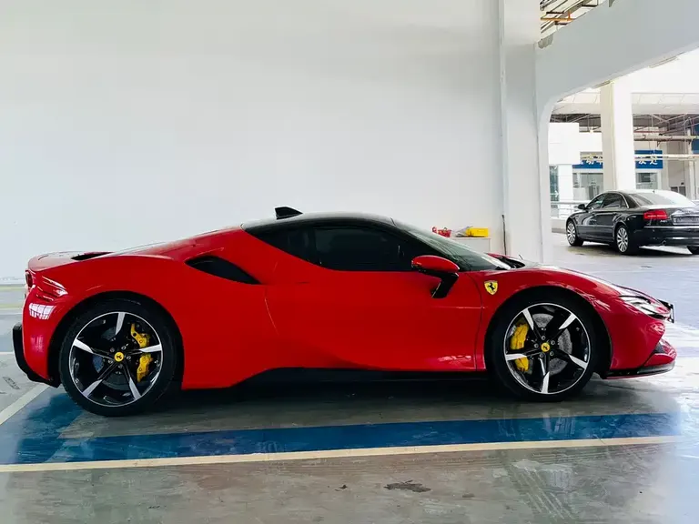 Ferrari SF90 3.9 T V8 Stradale