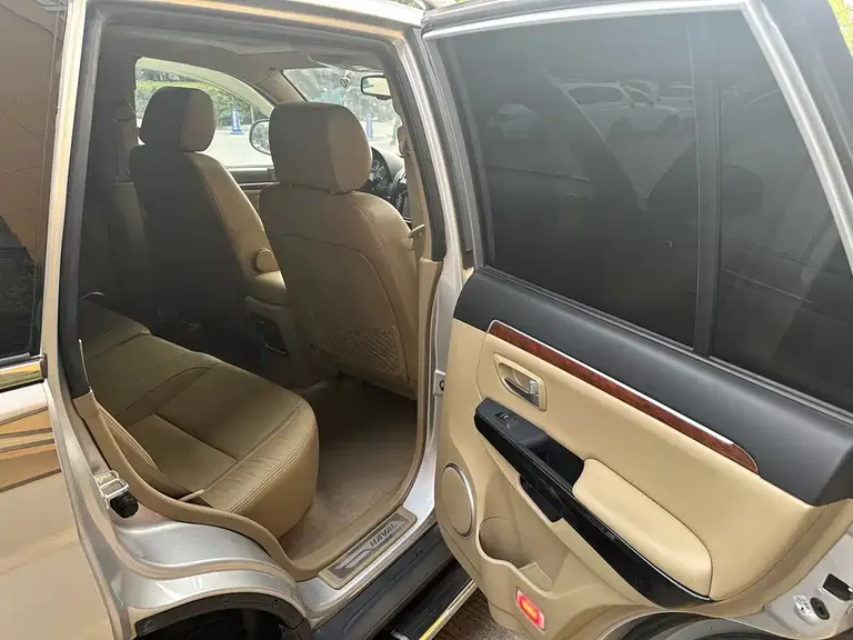 Haval H5 Classic 2.0 T Manual 4 WD Distinguished