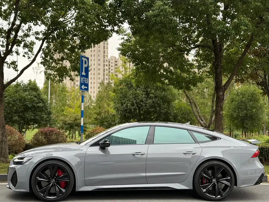 Audi RS 7 RS 7 4.0 T Sportback Premium