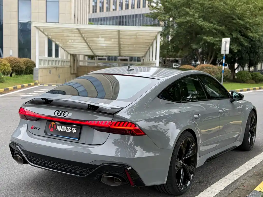 Audi RS 7 RS 7 4.0 T Sportback Premium