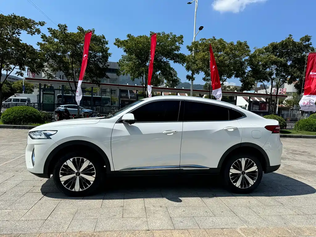 Haval F7 x 1.5 T 2 WD Ultimate Smart Tech
