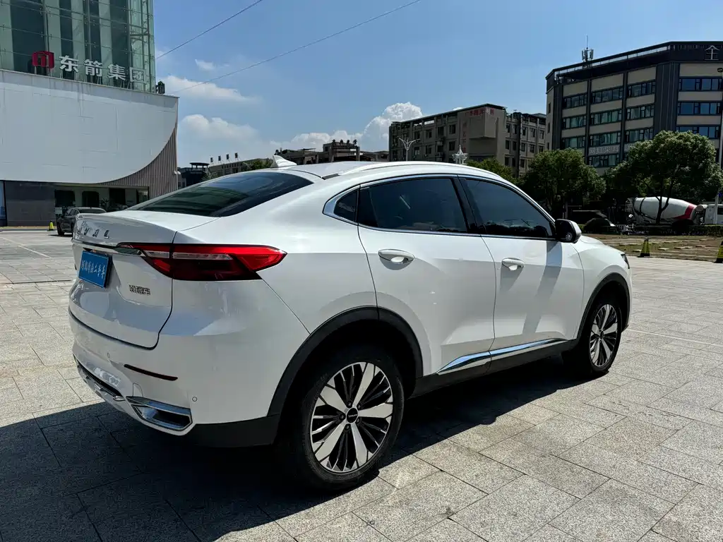 Haval F7 x 1.5 T 2 WD Ultimate Smart Tech