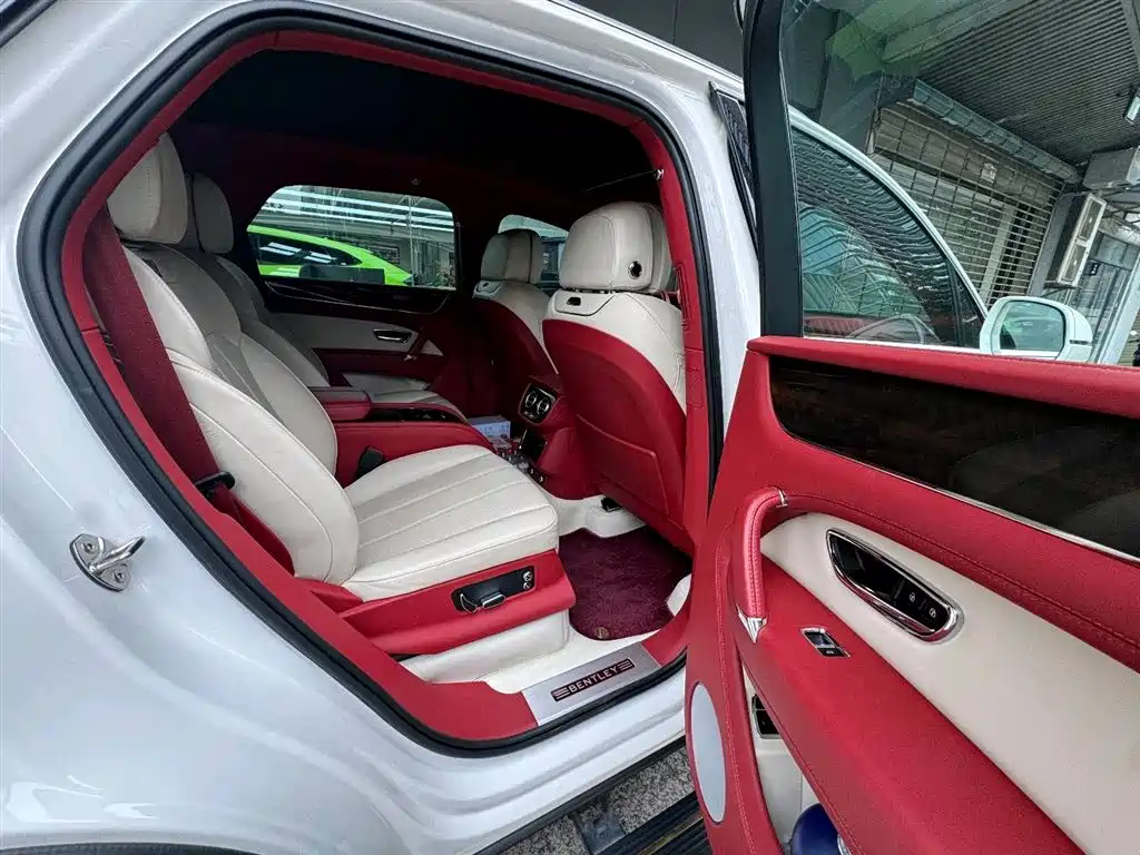 Bentayga 4.0 T V8