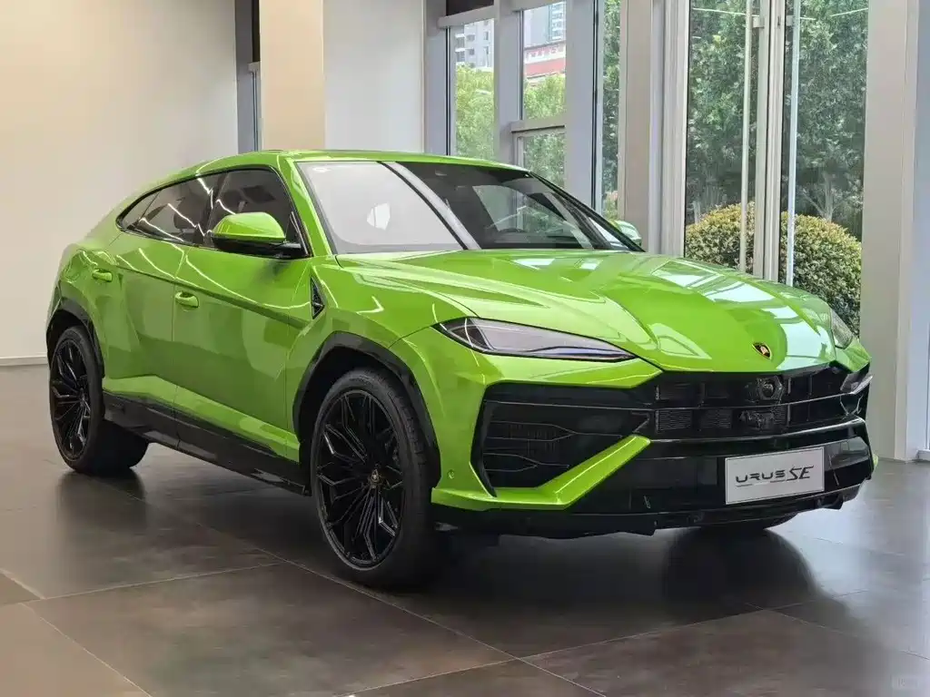 Urus SE 4.0 T Standard